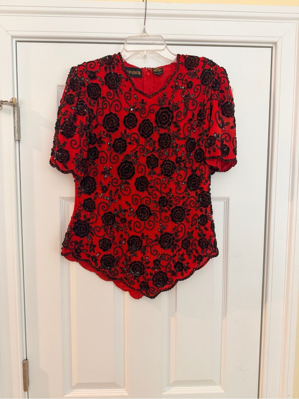 Ladies Size S "Sequin Hi Fashions Red Blouse with Black Beaded Floral Embroidery